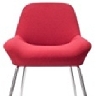 Poltrona em tecido vermelho